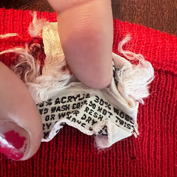 Vintage Crazy‎ Horse Womens Red Long Sleeve Knit Sweater Size S Acrylic/Wool - Picture 2 of 6